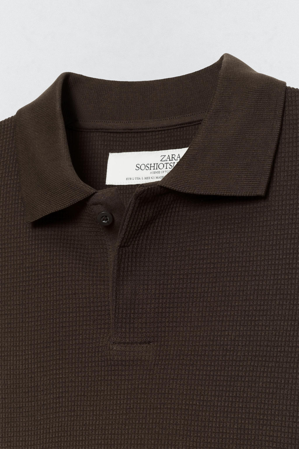 SOSHIOTSUKI x ZARA WAFFLE-KNIT TEXTURED POLO SHIRT  фото 6