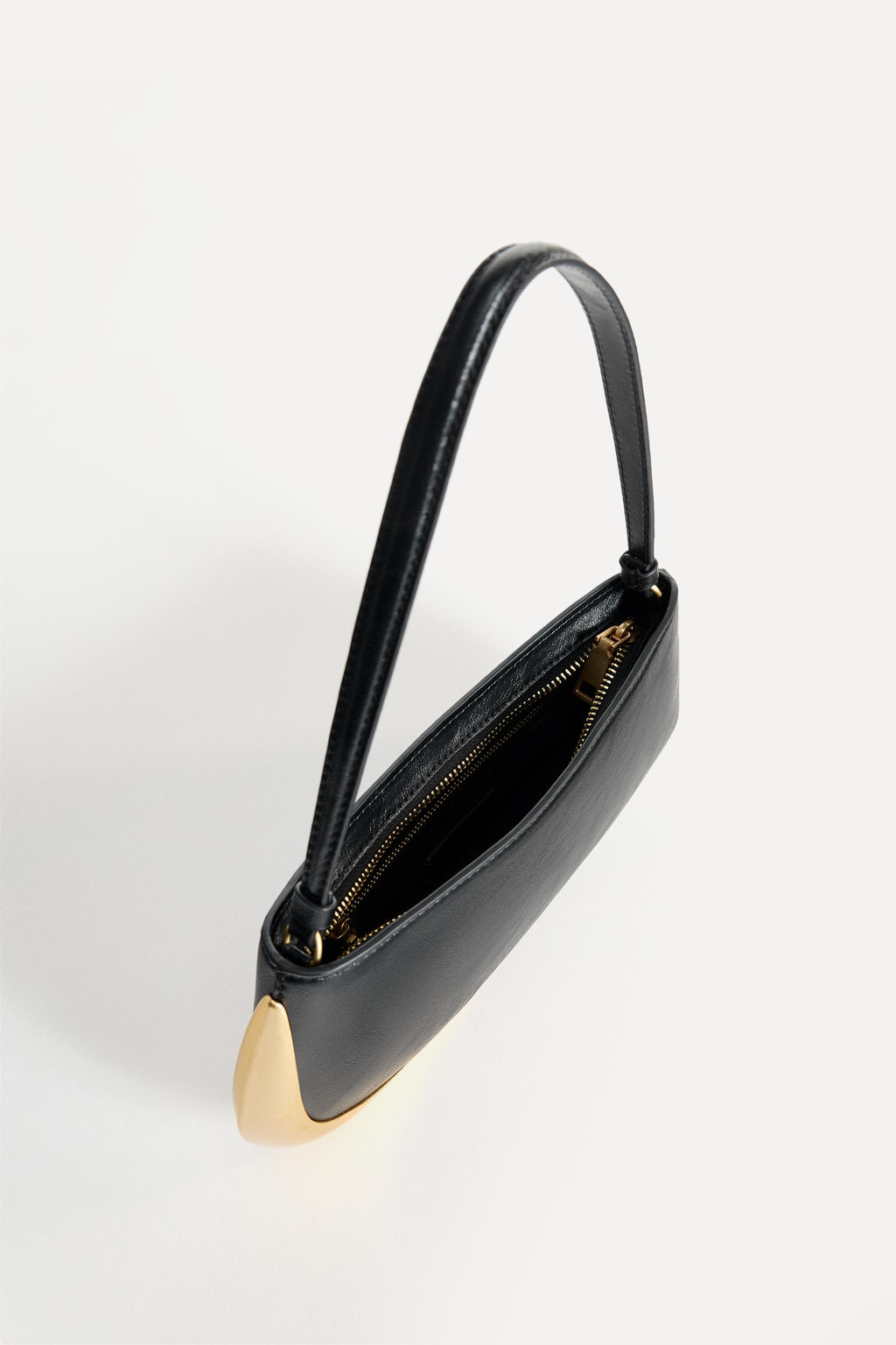 SHOULDER BAG WITH METAL DETAIL