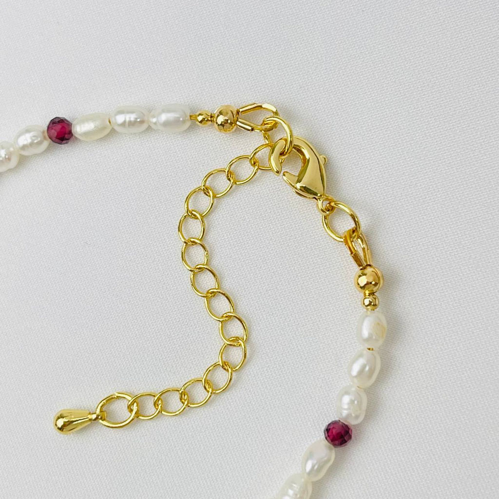 Браслет из белого Жемчуга и Граната 19 см +