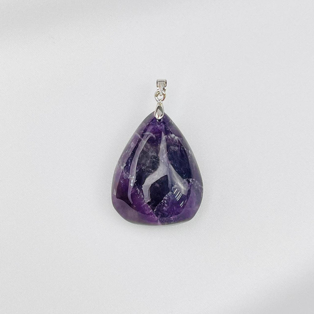 Кулон из камня Аметист