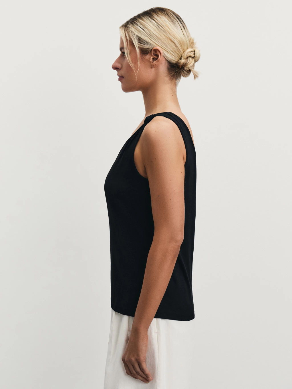 Майка из вискозы и хлопка / Zarina  фото 4