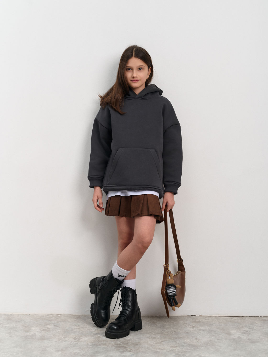 Толстовка с капюшоном для девочки "Basic" темно-серый