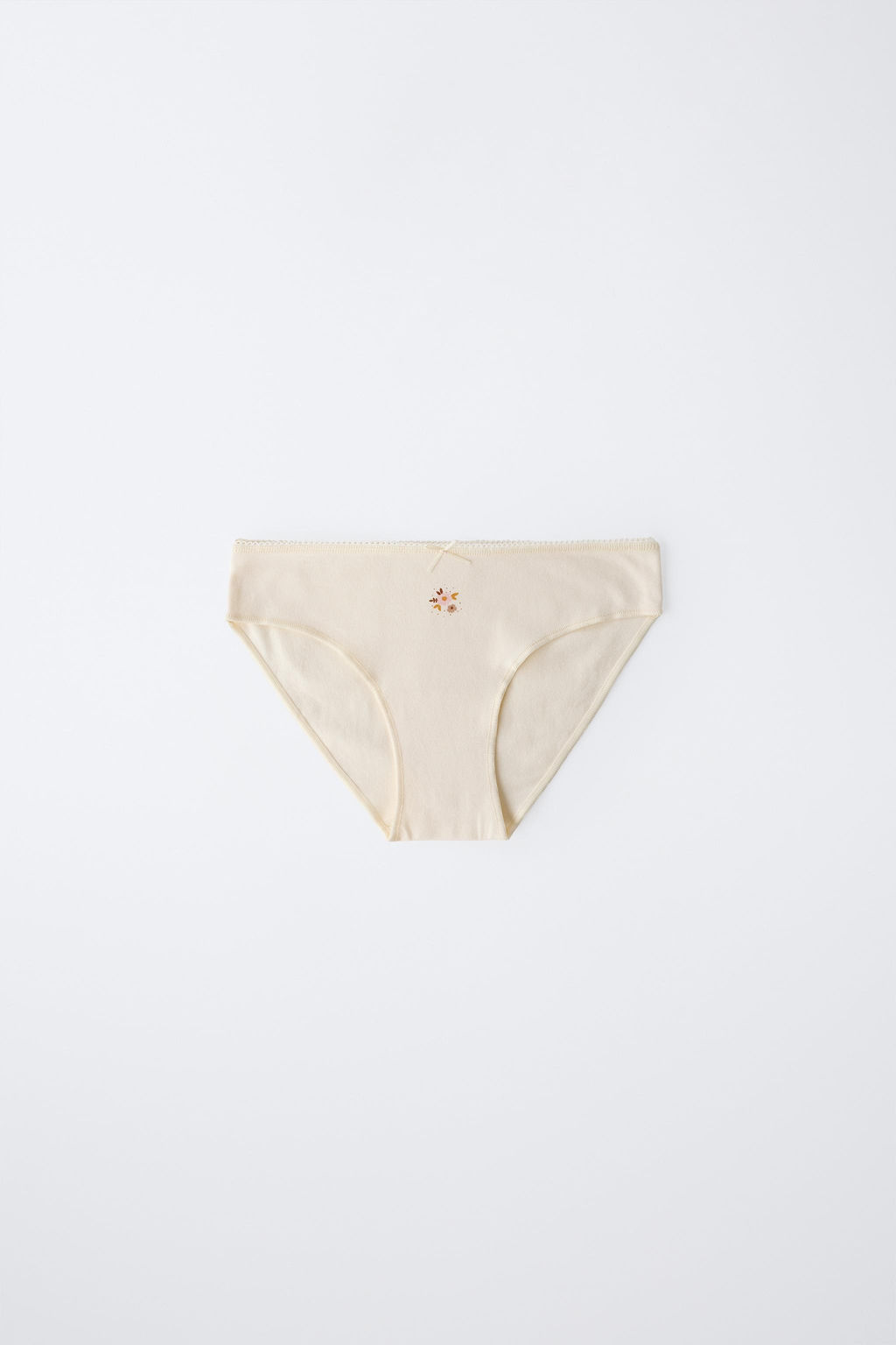 AGES 6-14 / SIX-PACK OF FLORAL PRINT BRIEFS