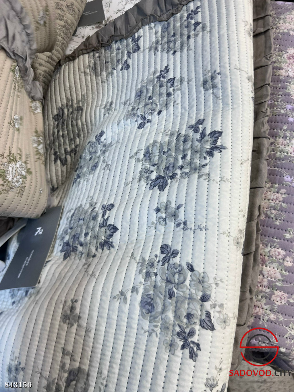 Покрывало на кровать с принтом