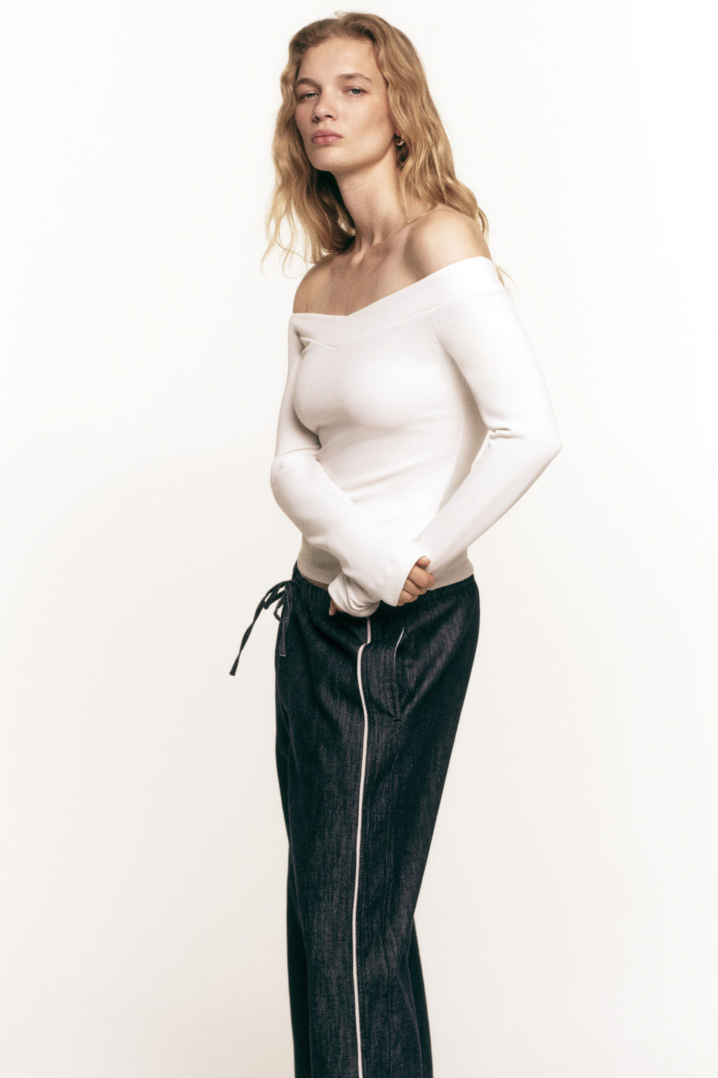 Pantal?n denim con cord?n de ajuste - H&m фото 3