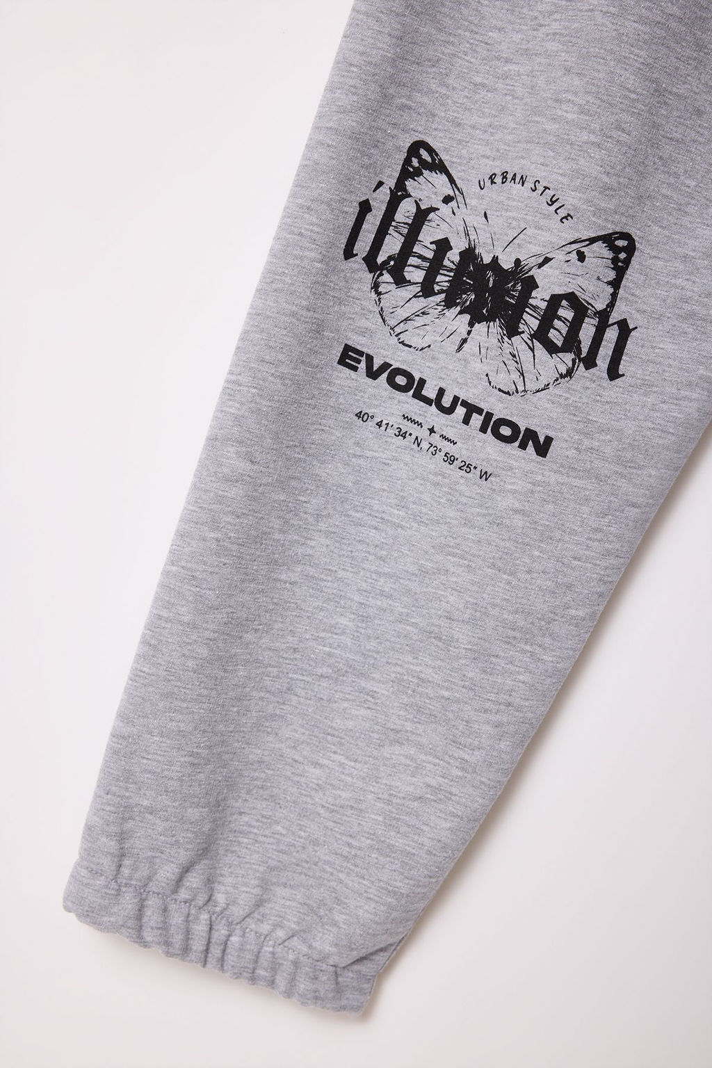 TRENDYOL MAN Gri Melanj Oversize/Genis Kesim Lastik Paca Kelebek Bask?l? Esofman Alt? TMNSS25EA00006 - Trendyolmilla фото 10