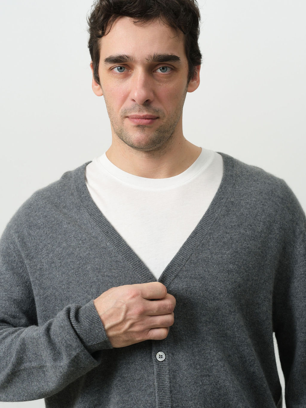 Кардиган из кашемира мужской KM021269-E серый