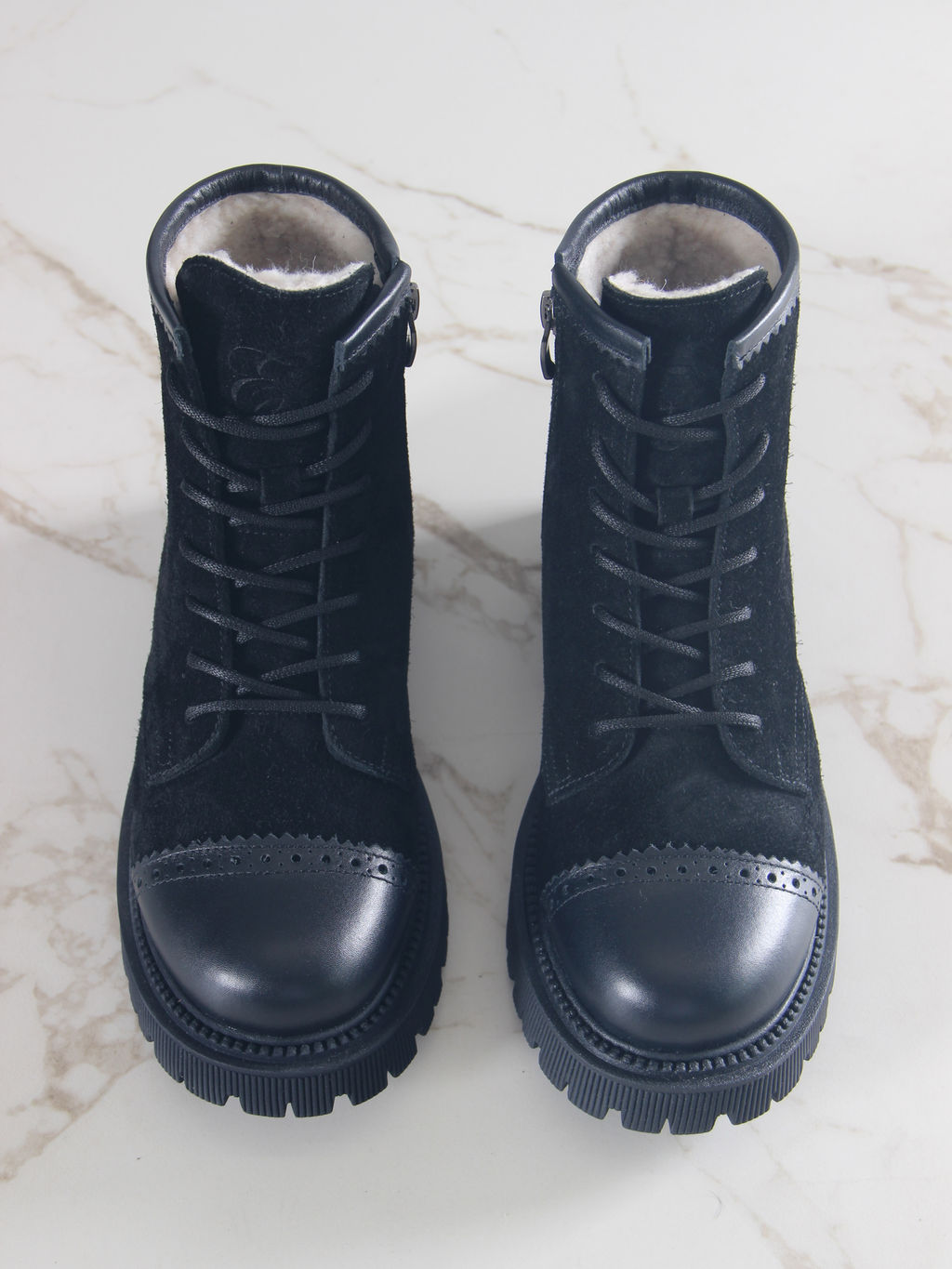 Ботинки 319.taskanabl.Черная замша+черный/байка