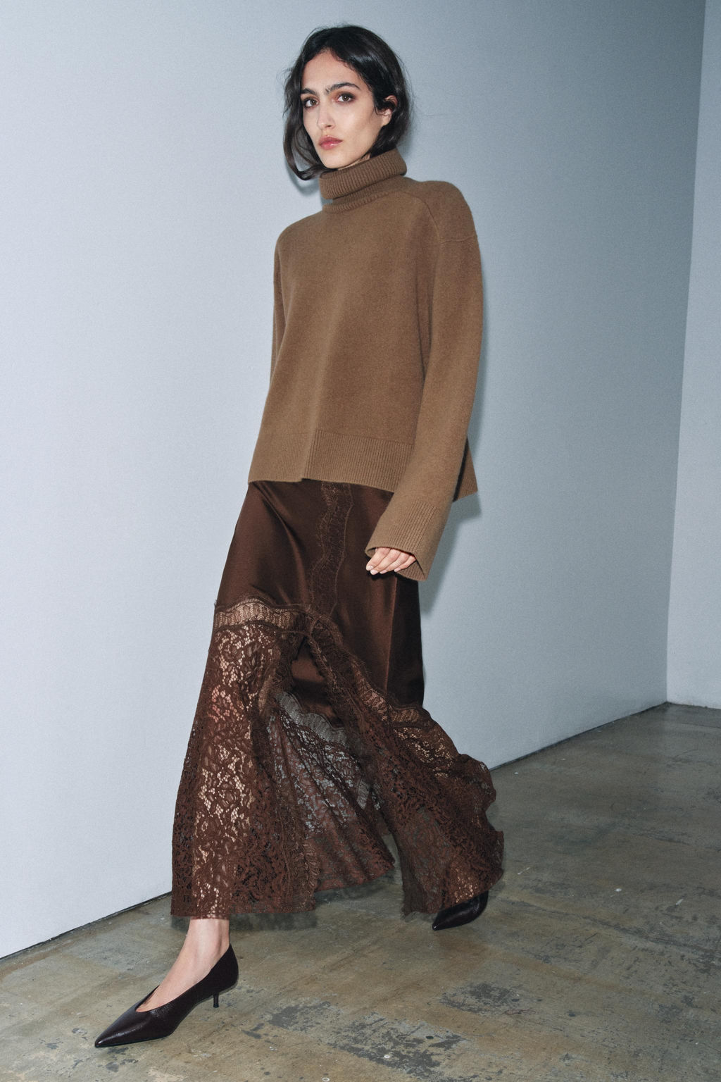 ZW COLLECTION SATIN LACE SKIRT - Zara фото 3