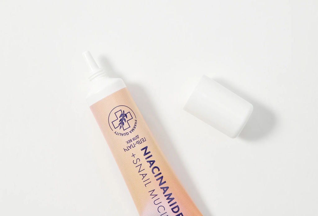 Selfielab NIACINAMIDE+SNAIL MUCIN Гель-патч для век с мочевиной и муцином улитки 15г