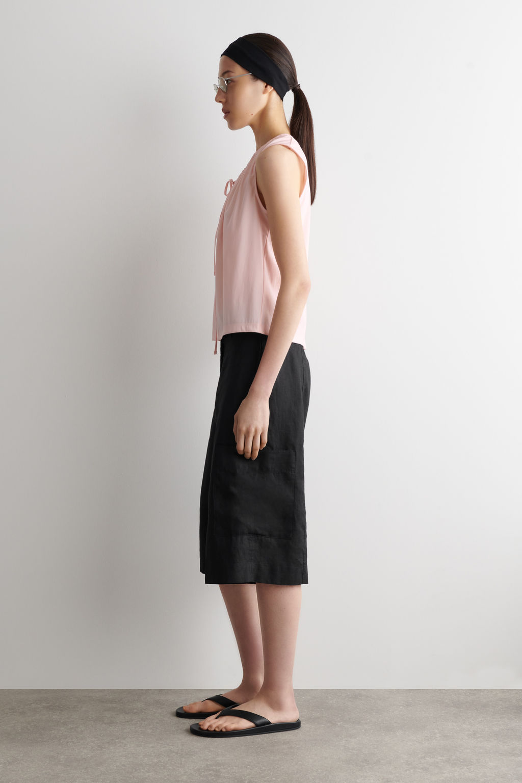 TOP SIN MANGAS CON CUELLO FRUNCIDO - H&m фото 9