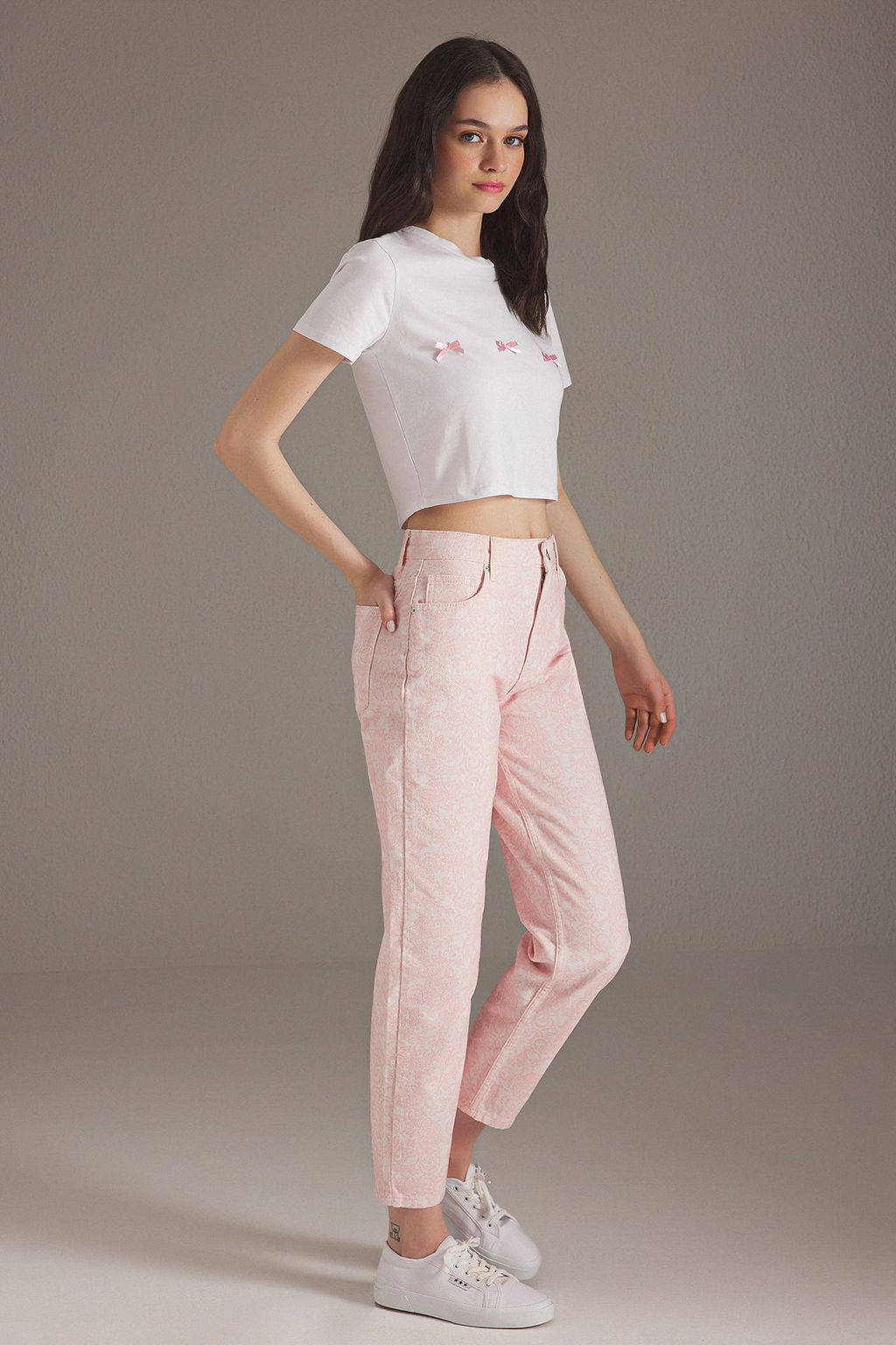 Pembe Sal Desenli Yuksek Bel Mom Jeans TWOSS25JE00237 - Trendyolmilla фото 3