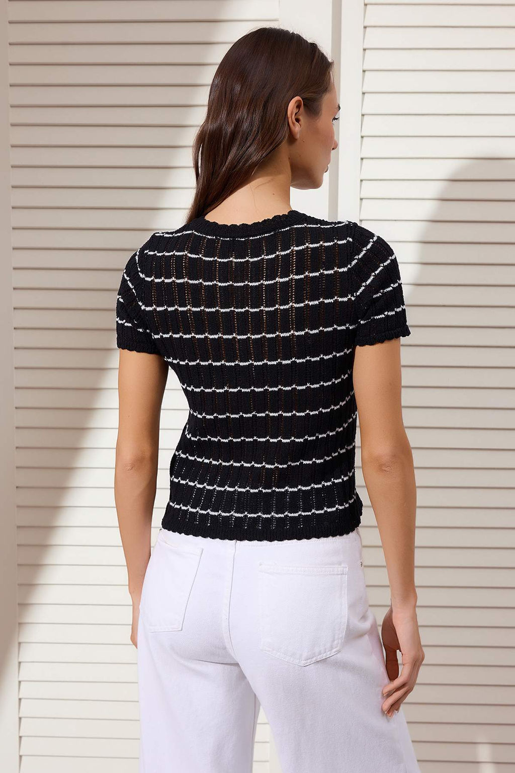 Siyah Pamuklu Cizgili Bisiklet Yaka Triko Bluz TWOSS26BZ00130