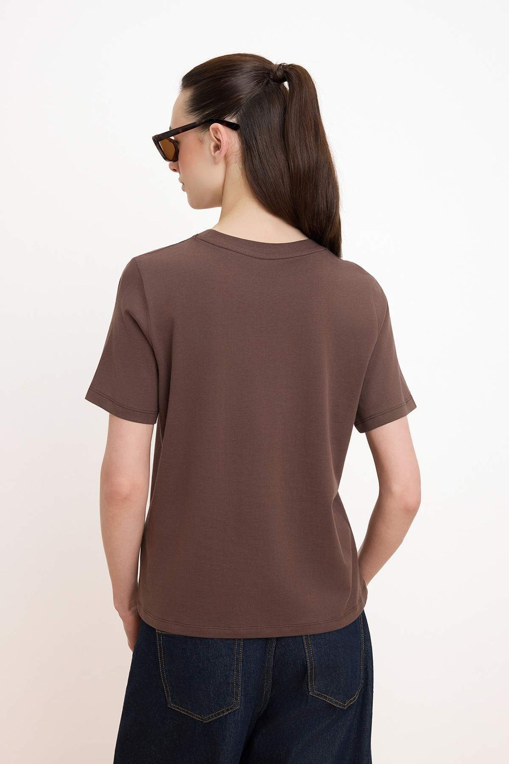 Koyu Kahverengi Regular/Normal Kal?p K?sa Kollu %100 Pamuk Orme T-Shirt TWOSS26TS00131 - Trendyolmilla фото 4