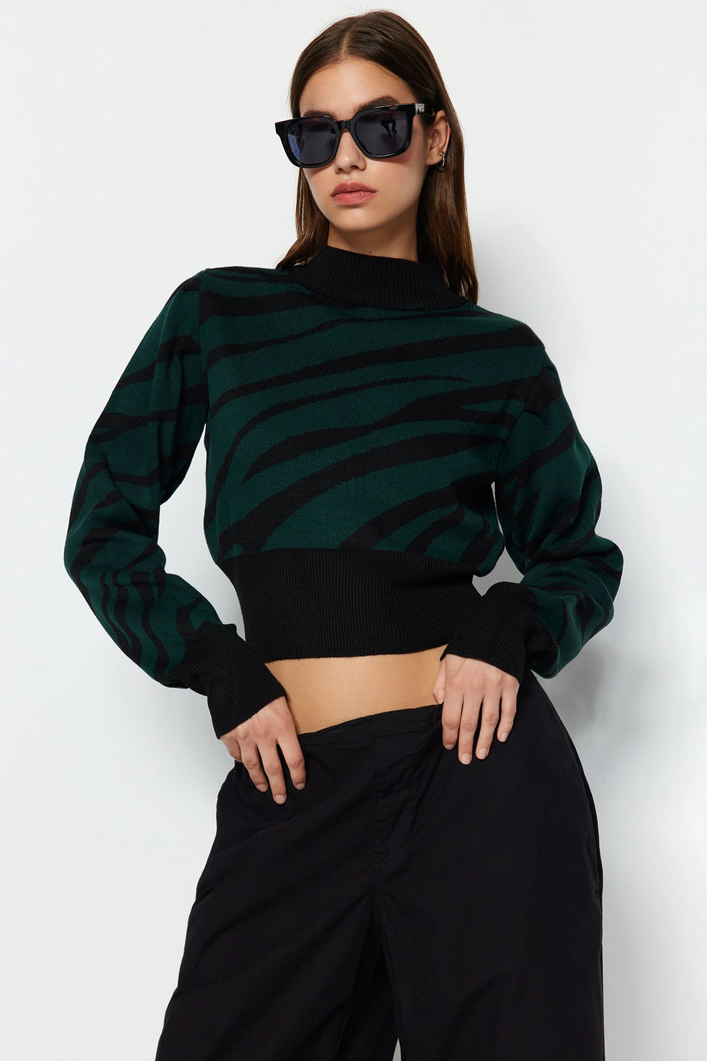 Zumrut Yesili Zebra Desenli Crop Triko Kazak TWOAW21KZ0010
