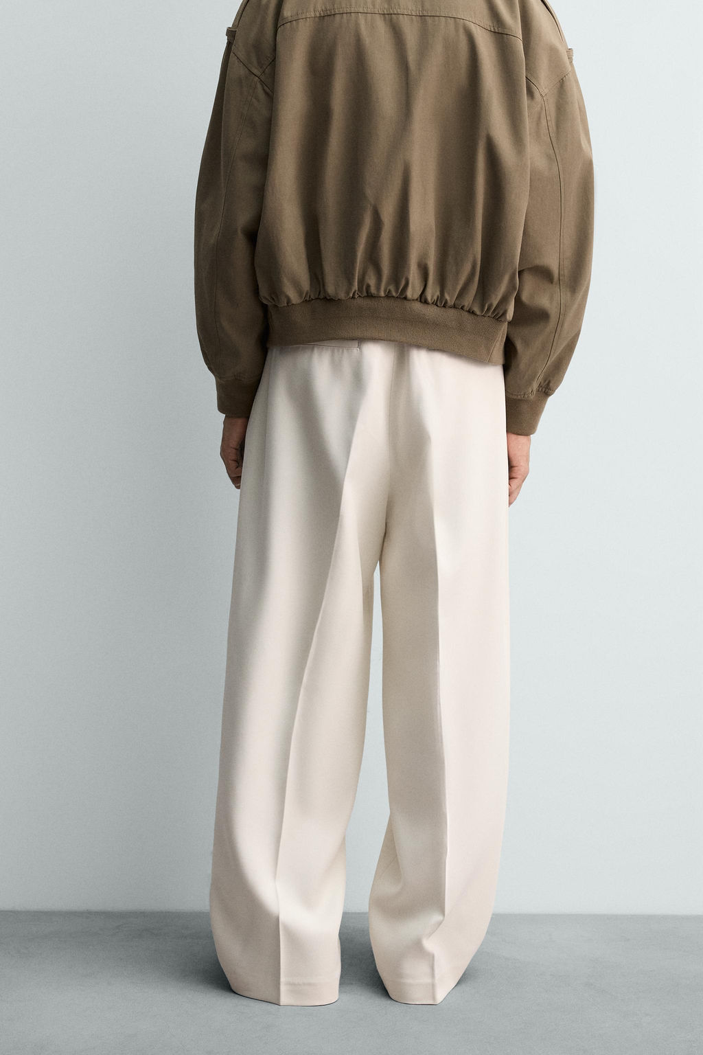 LIMITED EDITION VISCOSE PLEATED TROUSERS - Zara фото 3