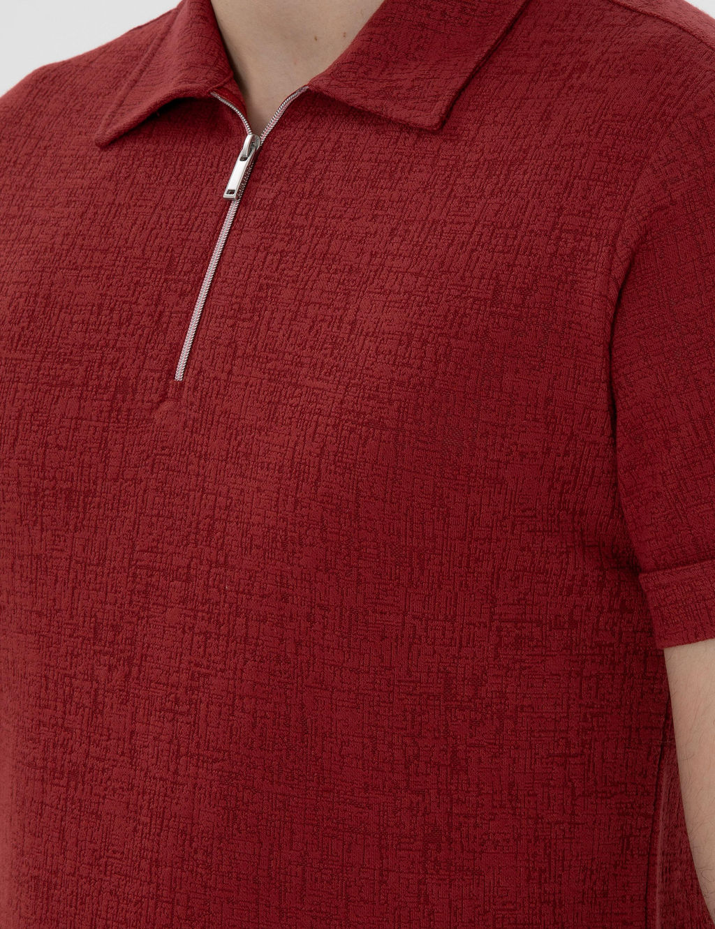 Nar _i_e_i Slim Fit Ti__rt