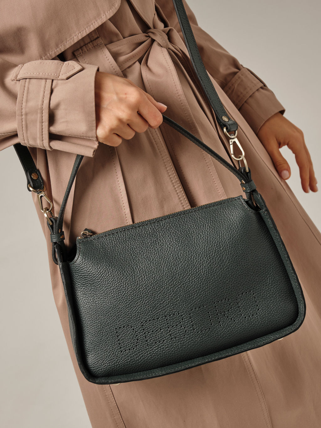 Сумка кожаная на плечо Deboro 30790 темно-зеленый