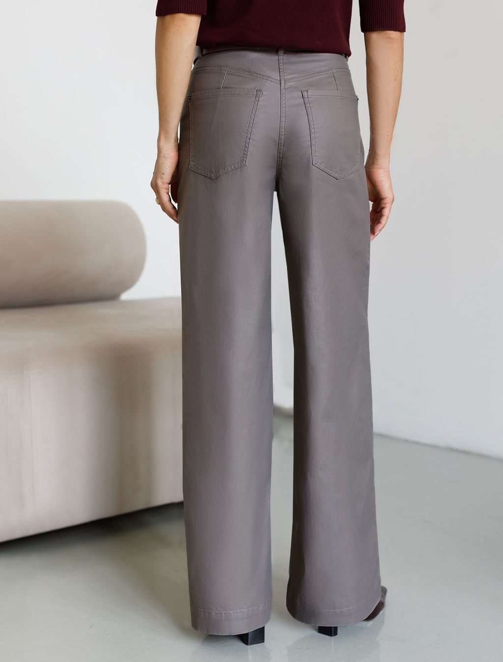 D24.277 Брюки женские кофейный