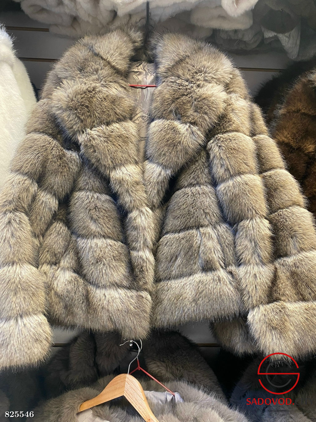 Шуба женская из искусственного меха