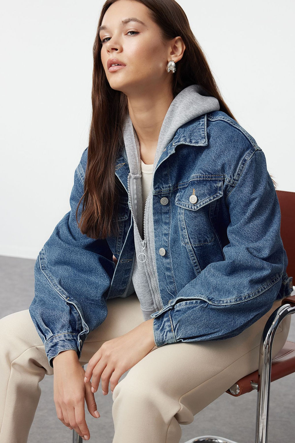Mavi Kolu Dikis Detayl? Oversize Denim Ceket TWOAW25CE00015