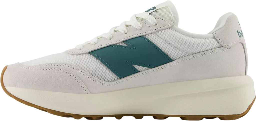 Кроссовки взрослые