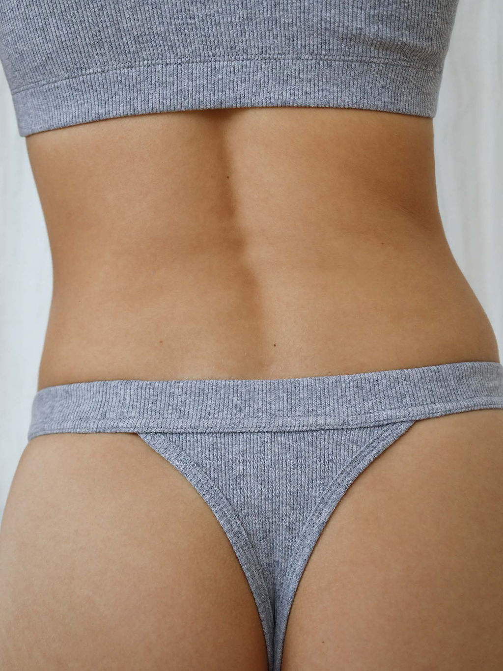 MY Трусы стринги жен. в рубчик DS301 фото 30