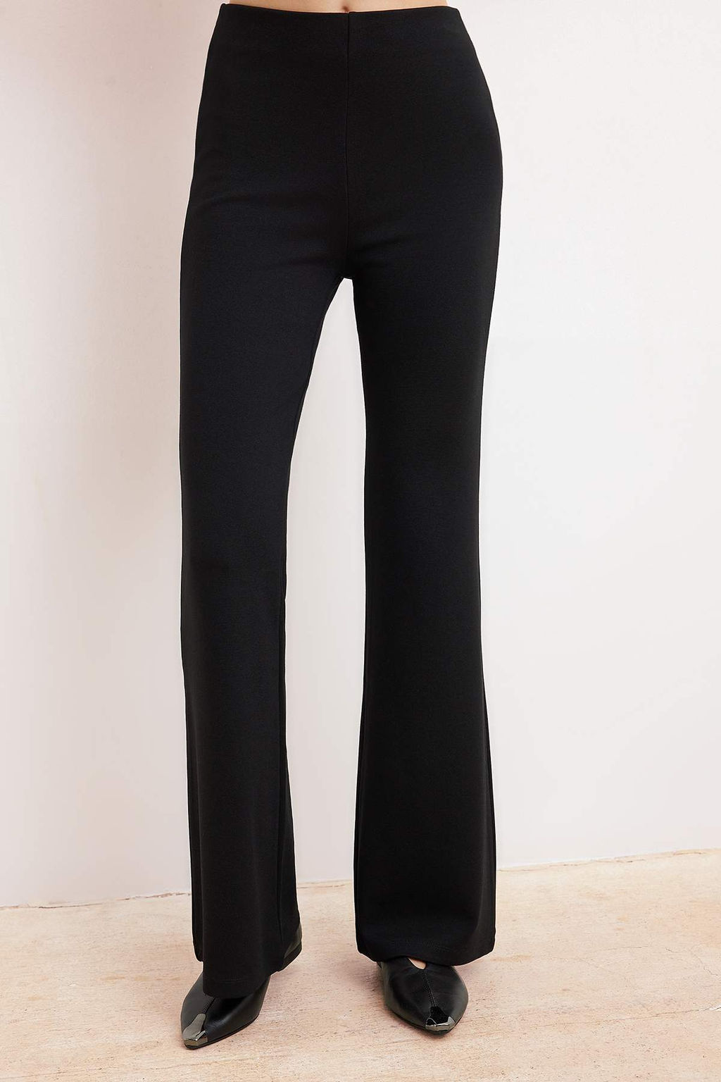 Siyah Fitted/Vucuda Oturan Kal?n Ask?l? Kolsuz Interlok Orme Alt-Ust Tak?m TWOSS26AU00088 - Trendyolmilla фото 3