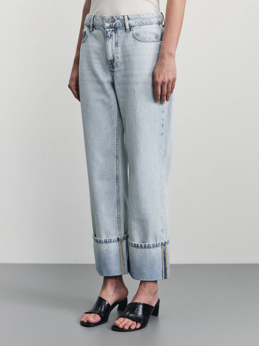 Джинсы straight с подворотами / Zarina  фото 3