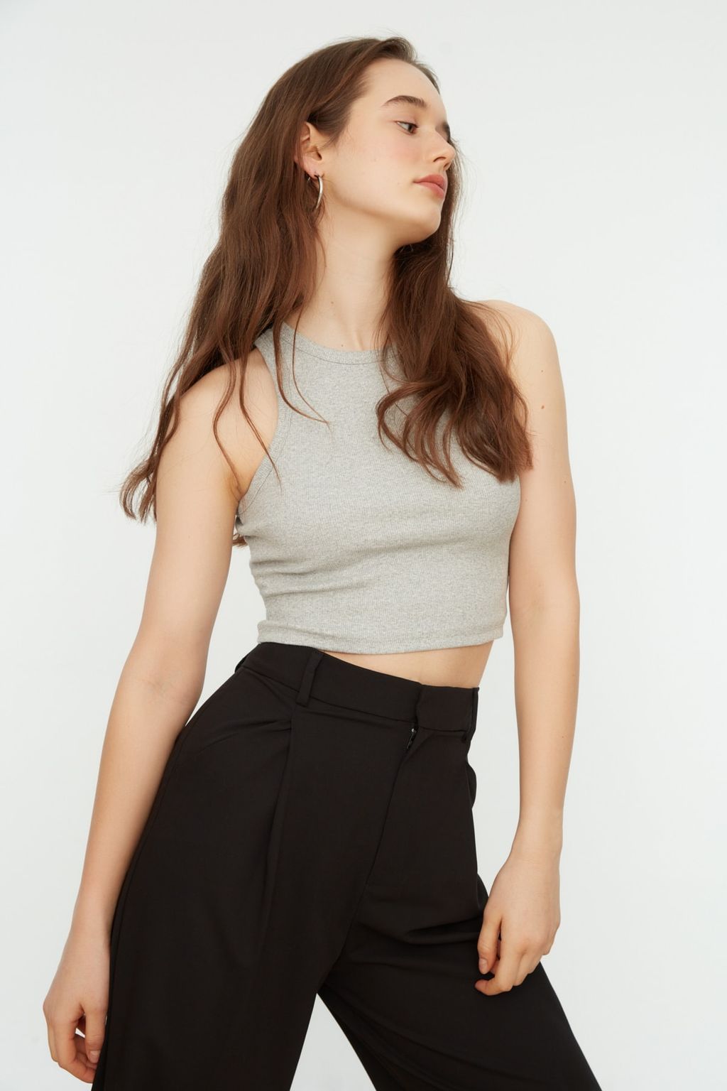 Gri Fitted/Vucuda Oturan Crop Halter Yaka Fitilli Esnek Orme Atlet TWOSS21AL0050