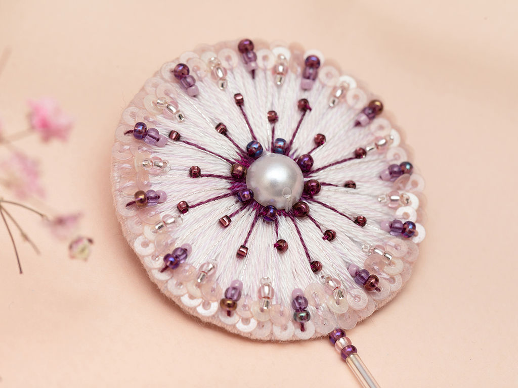 Klart набор для вышивания 10-513 Брошь. Одуванчик 4.5 х 9.5 см