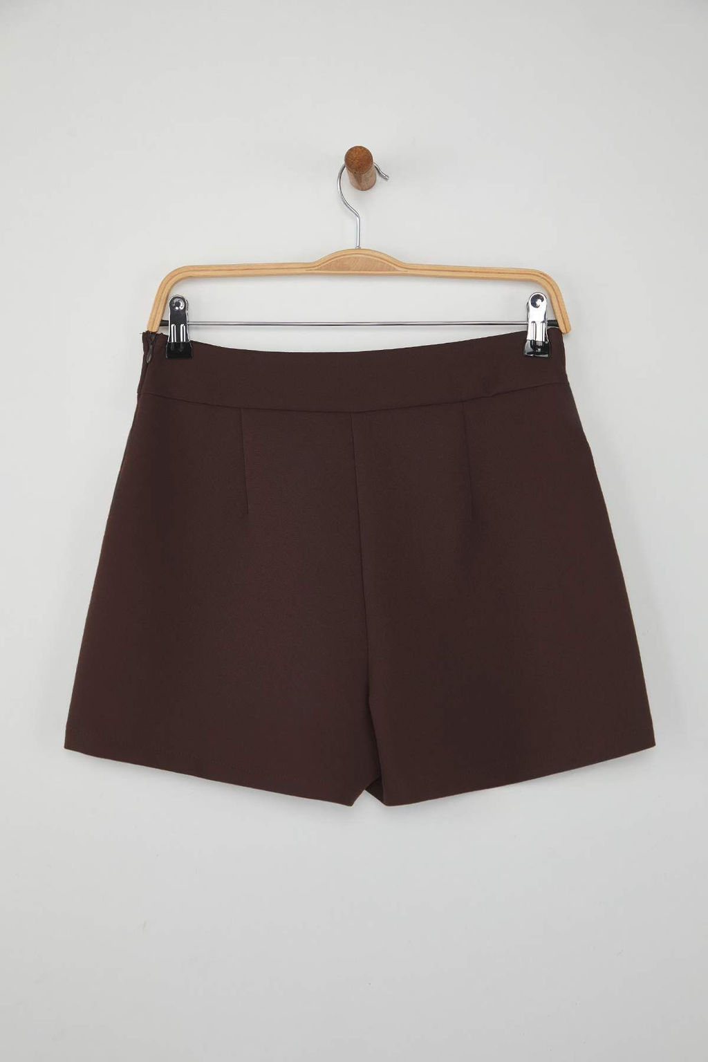 Koyu Kahverengi Dugme Detayl? Mini Sort Etek Sort & Bermuda TWOAW26SR00027
