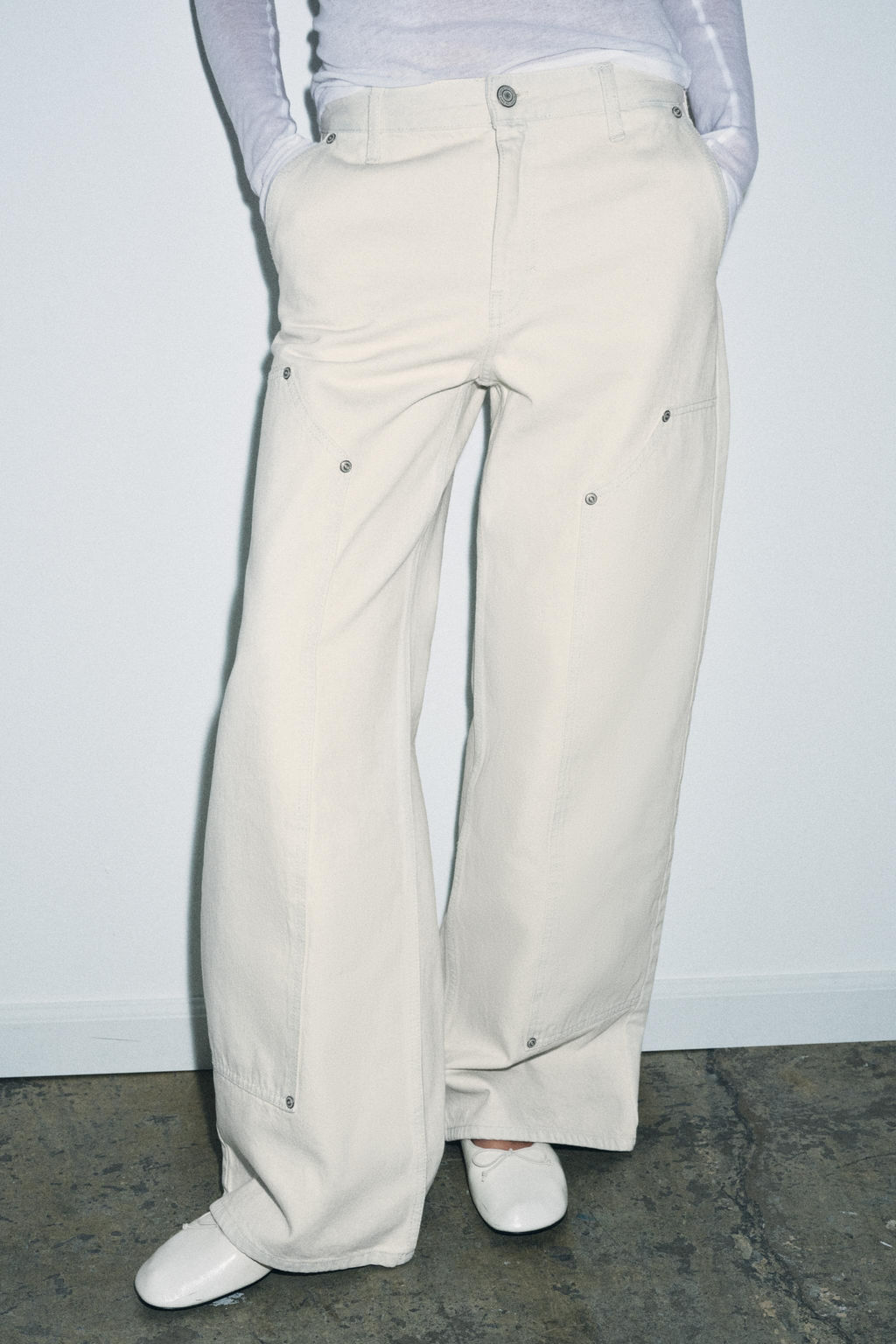 ZW COLLECTION MID-WAIST JEANS WITH BELT LOOP - Zara фото 2