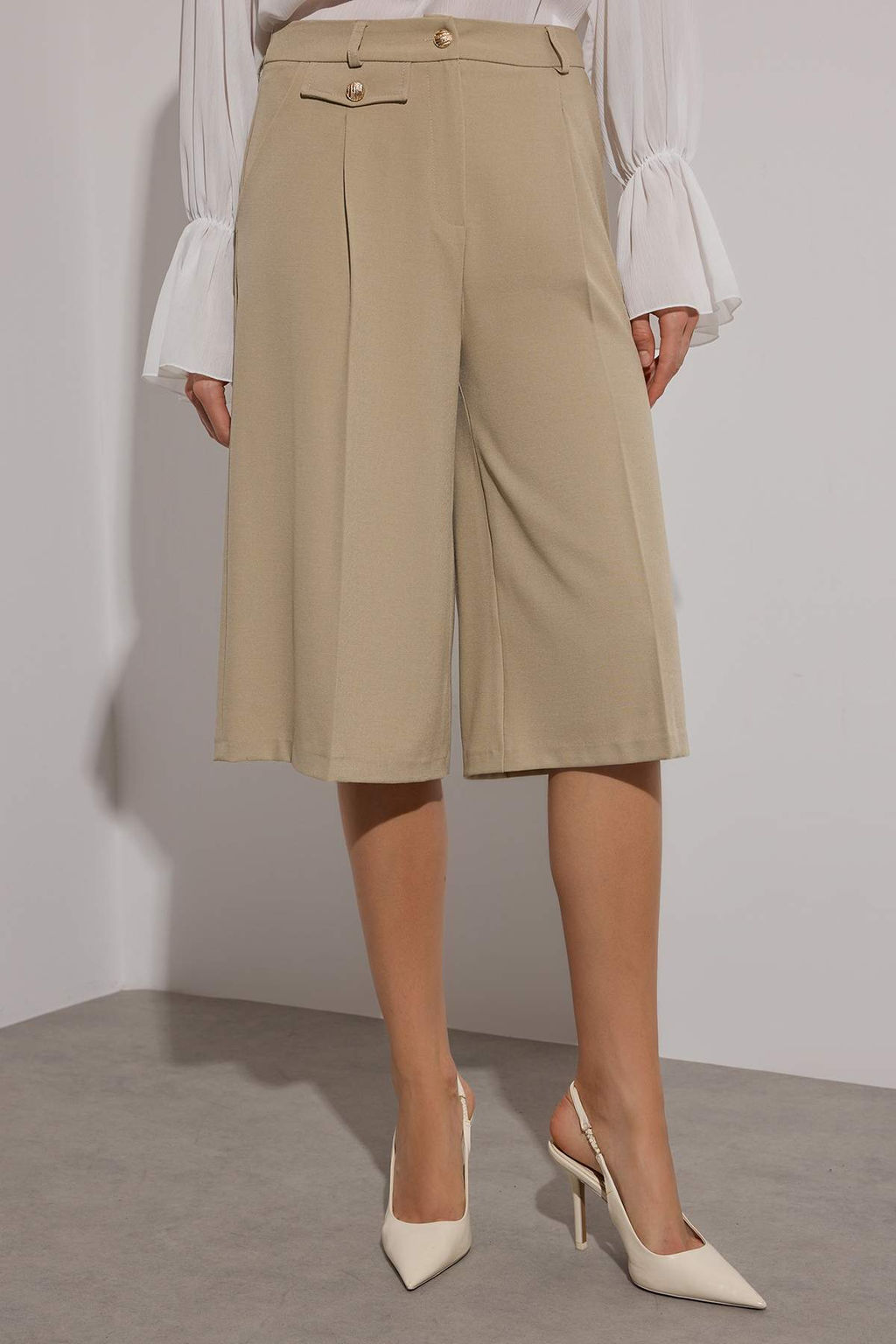 Limited Edition Vizon Straight/Duz Kesim Pilili Dokuma Kumas Sort & Bermuda TWOAW26SR00033 - Trendyolmilla фото 3