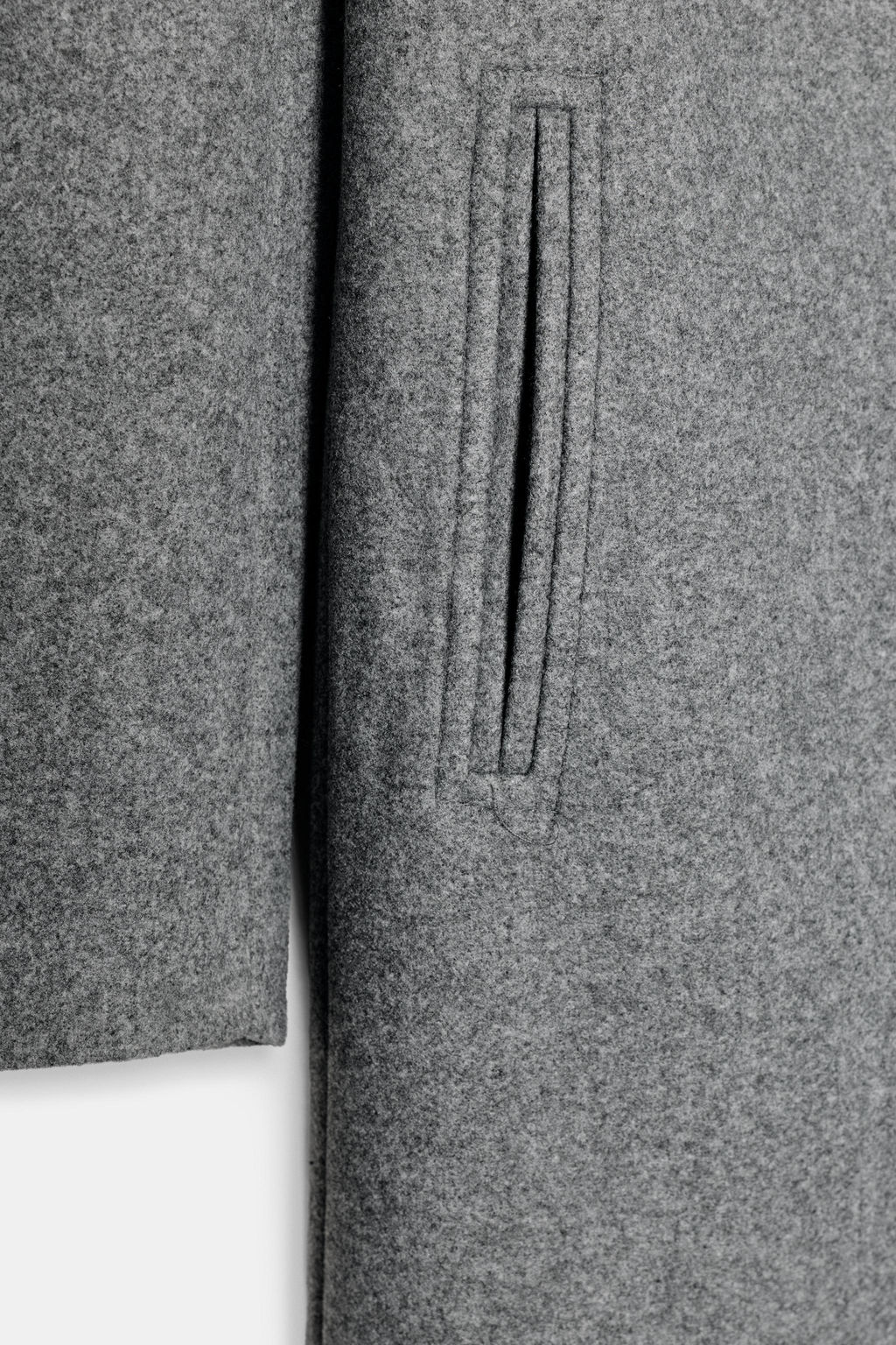 SOFT SHOULDER PAD COAT