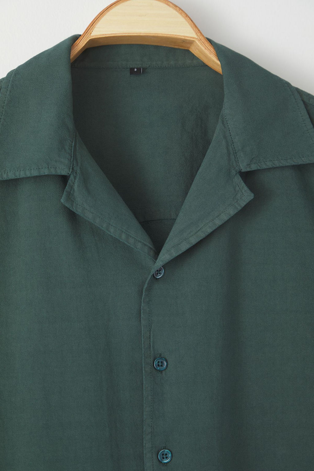 TRENDYOL MAN Koyu Yesil Oversize Fit Apaj Yaka K?sa Kol Keten Gorunumlu %100 Pamuklu Yazl?k Gomlek TMNSS25GO00018 - Trendyolmilla фото 6