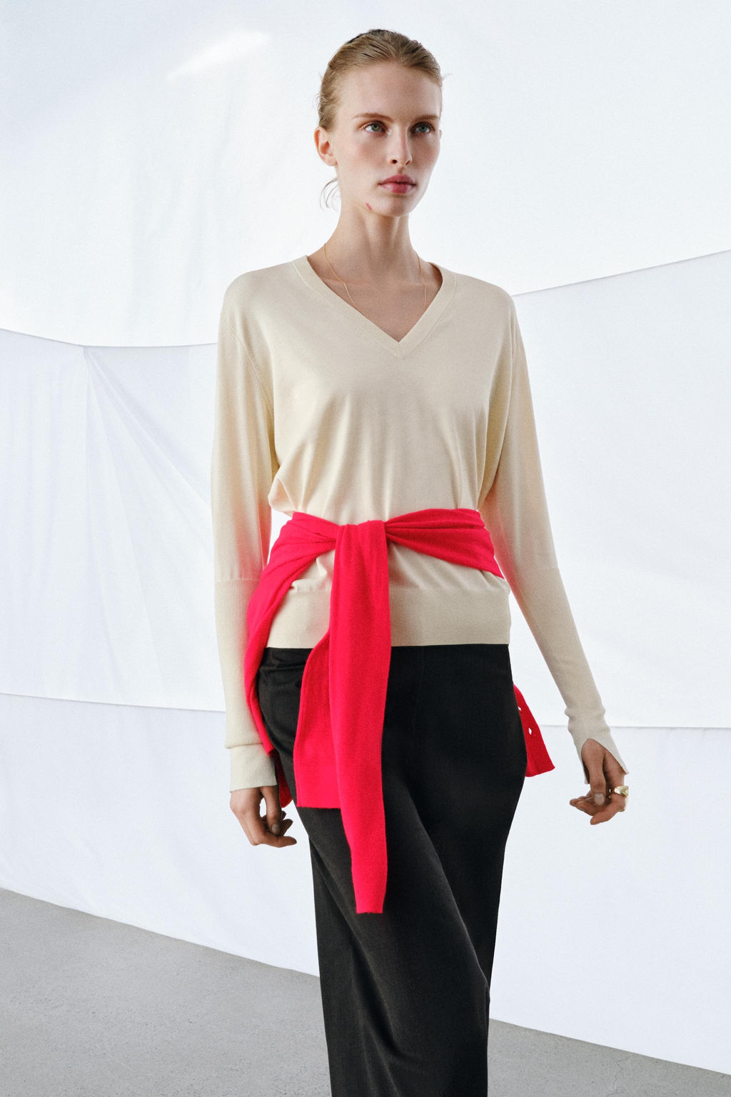 EXTRA-FINE KNIT V-NECK JUMPER - Zara фото 13