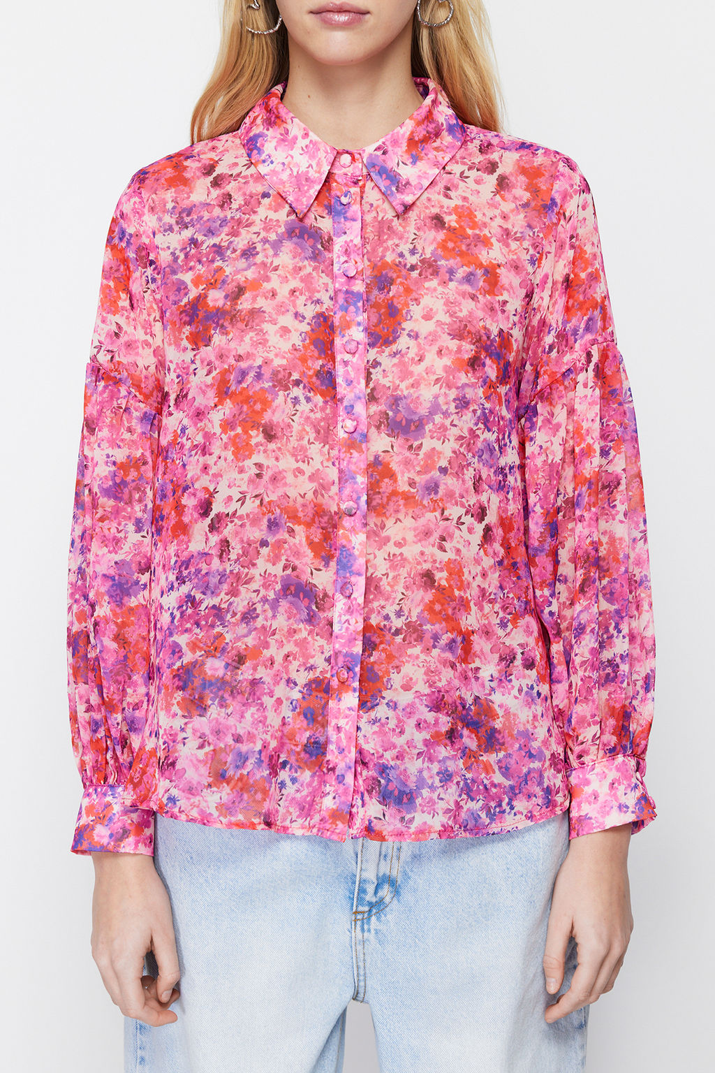 Pembe Balon Kol Cicek Desenli Sifon Kumas Oversize Genis Kal?p Dokuma Gomlek TWOSS24GO00003