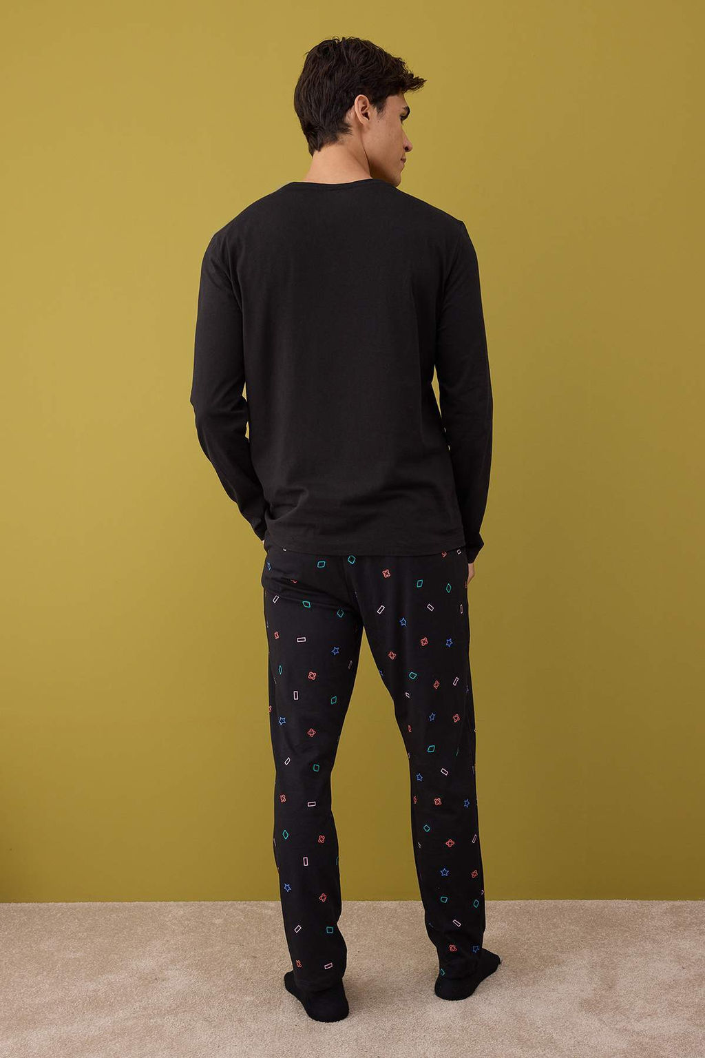 Siyah Regular Game Bask?l? Orme Pijama Tak?m? TMNAW24PT00012