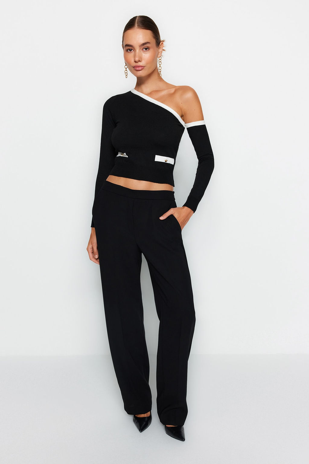 Siyah Merserize Gorunumlu Crop Kol C?kar?labilir Premium Iplik/Ozel Iplik Triko Kazak TWOAW24KZ01148 - Trendyolmilla фото 5