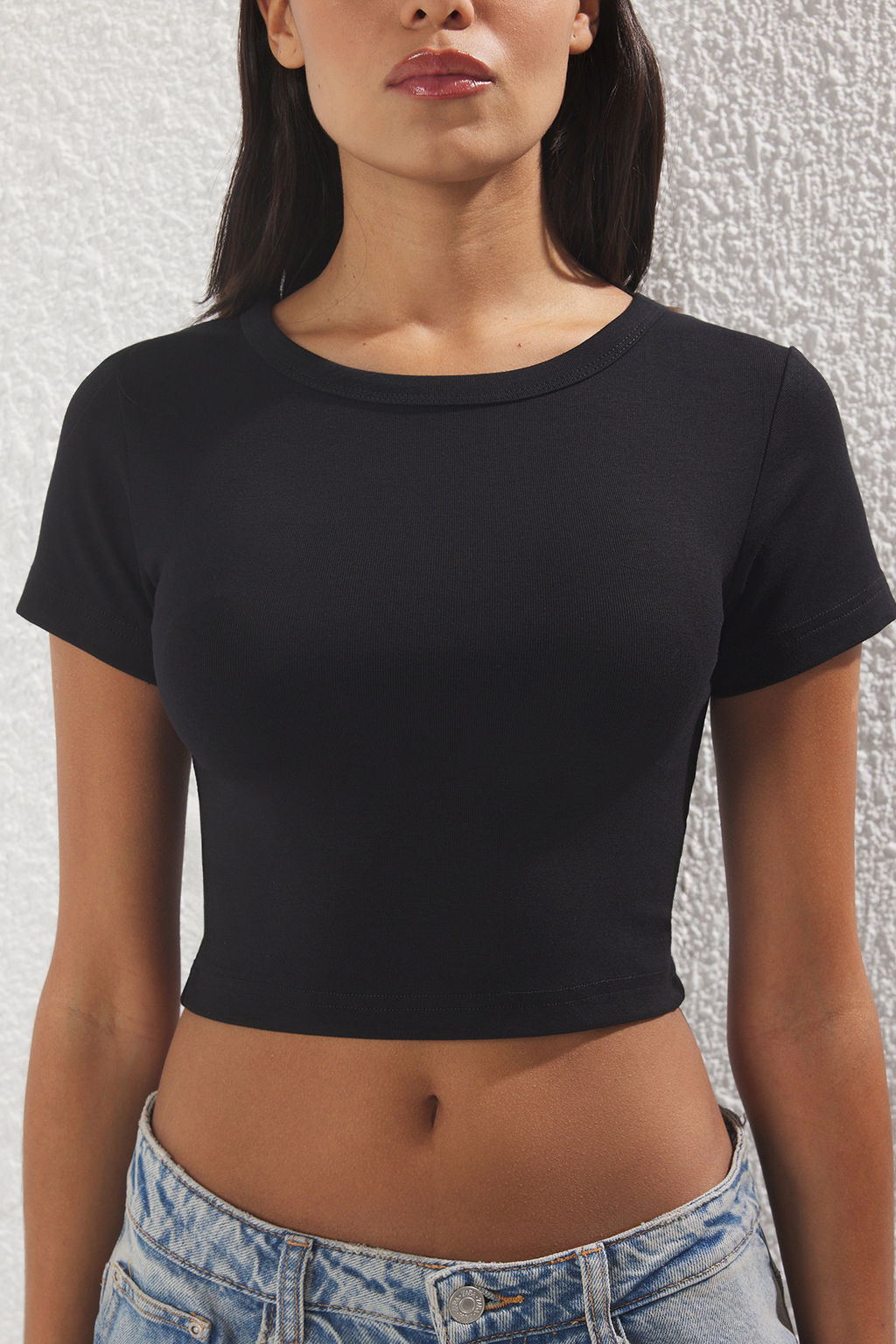 Siyah-Siyah Crop 2li Paket Slim/Vucuda Oturan Orme Bluz TWOSS23BZ00108