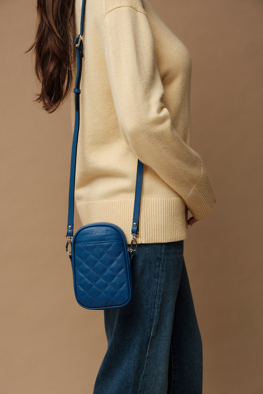 Сумка кожаная Azaro 30832 синяя гуашь