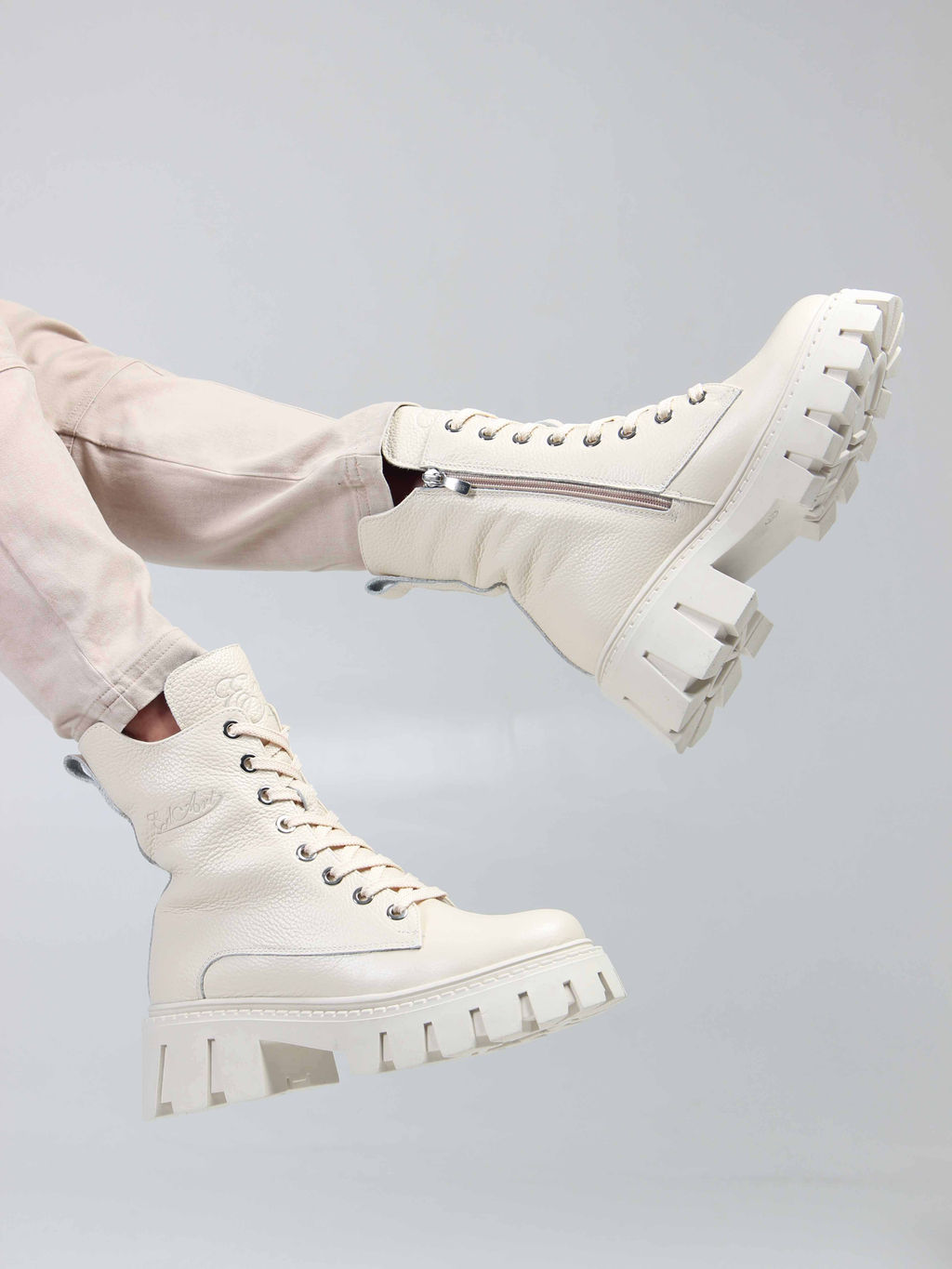 Ботинки 346.чанкиbe. Бежевый макс/Байка