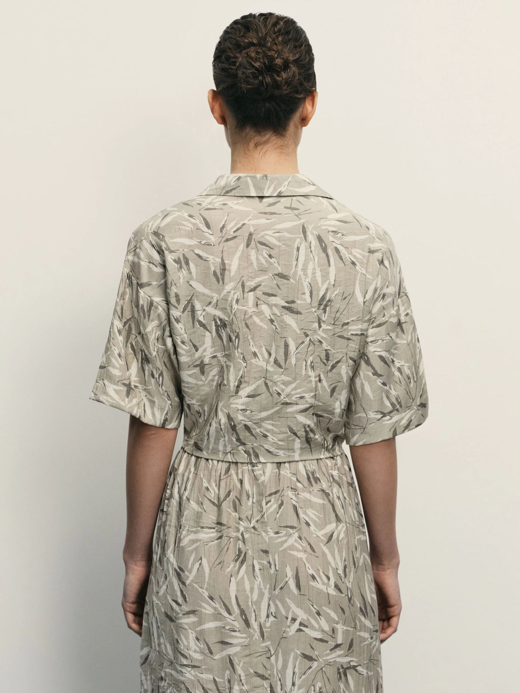 Блузка из вискозы с завязками / Zarina фото 5