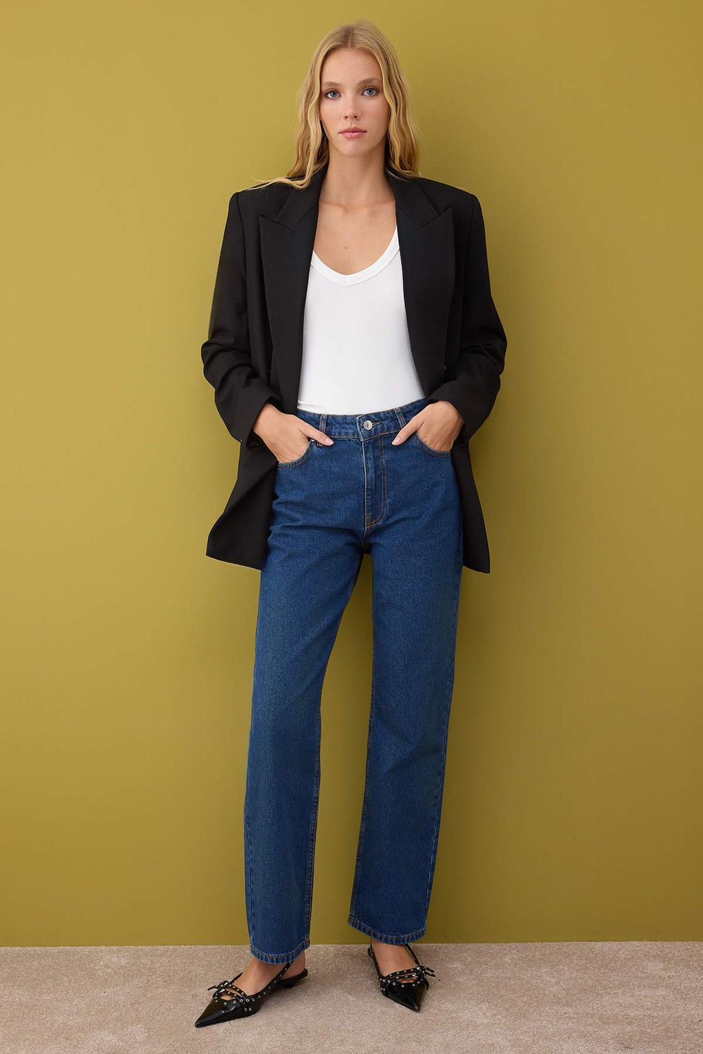 Koyu Mavi Yuksek Bel Straight Jeans TWOAW26JE00158