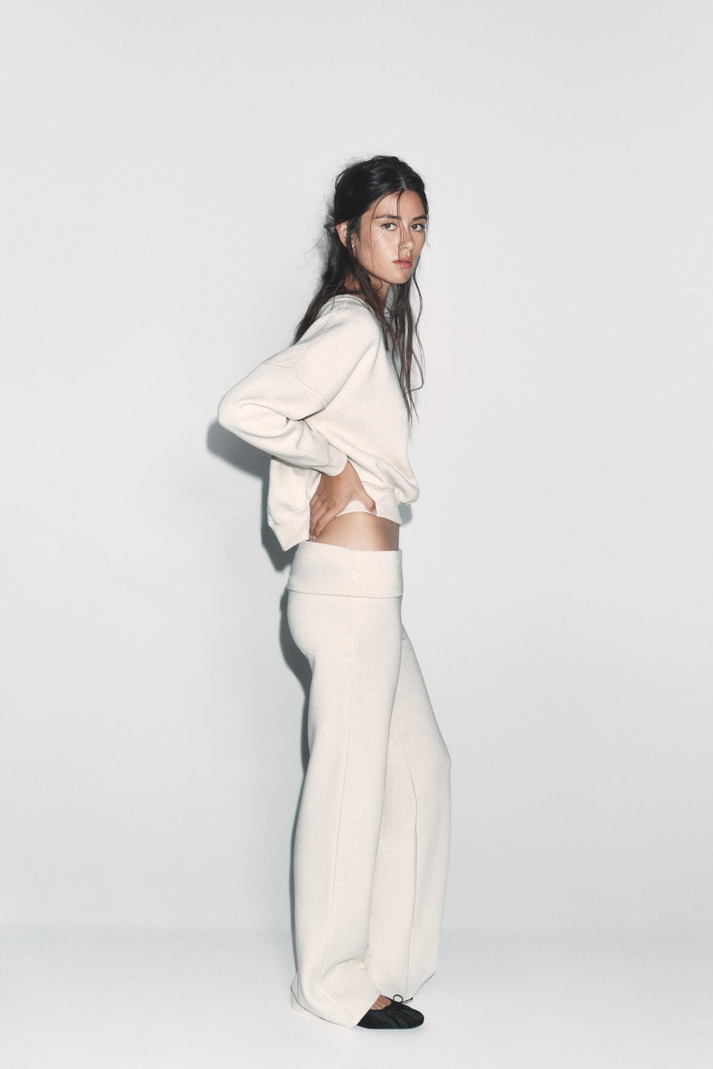 TROUSERS WITH TURN-UP WAIST - Zara фото 12
