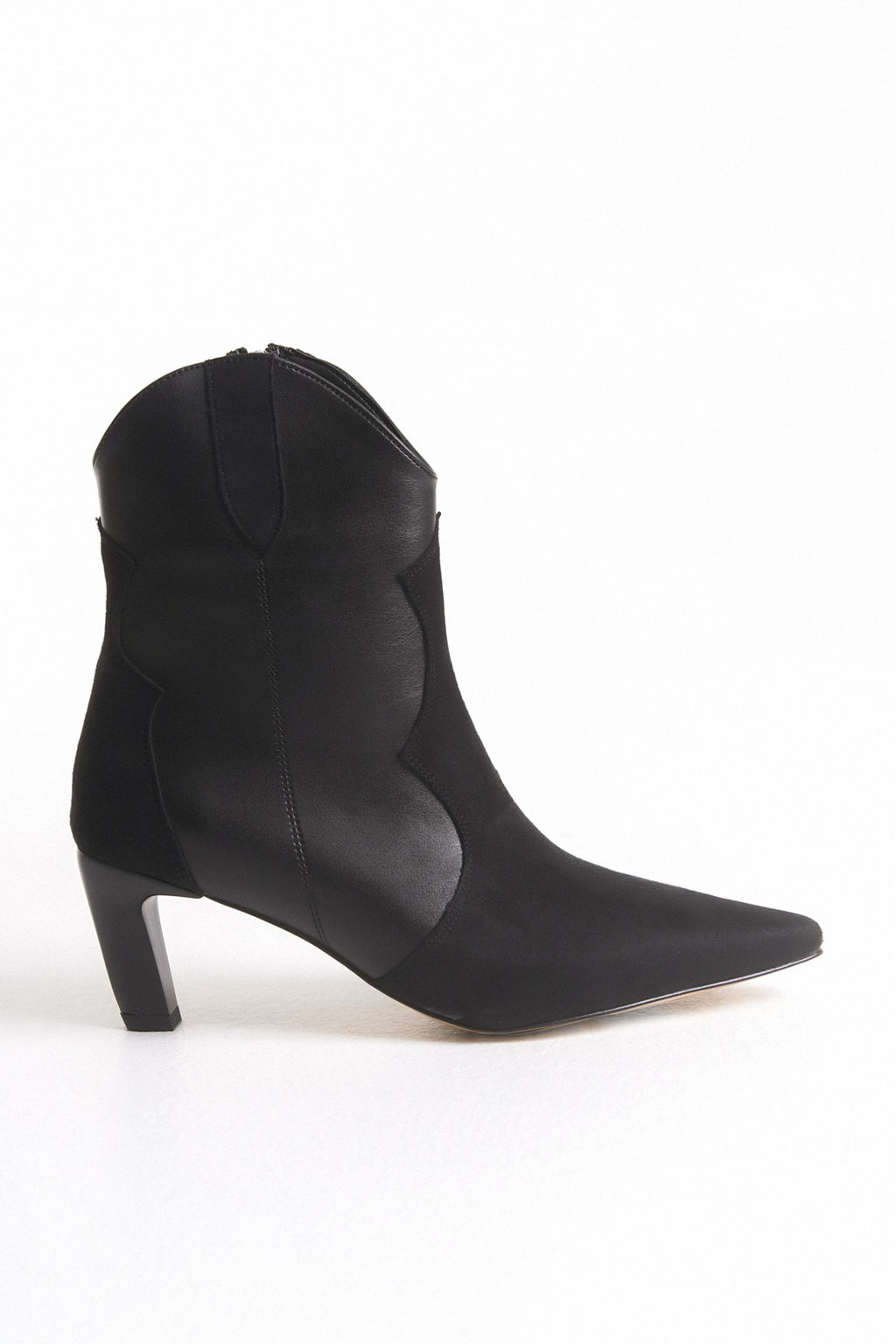 Siyah Suet Deri Detayl? Topuklu Kad?n Bilekte Bot
TAKAW26BO00048 - Trendyolmilla фото 5