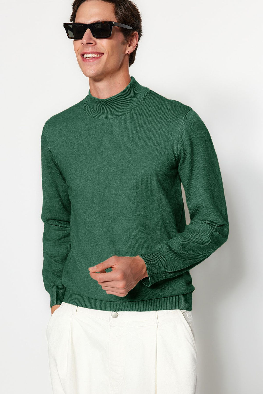 TRENDYOL MAN Premium Camel Regular Fit Yar?m Bal?kc? Yaka Yumusak Basic Triko Kazak TMNAW24KZ00055