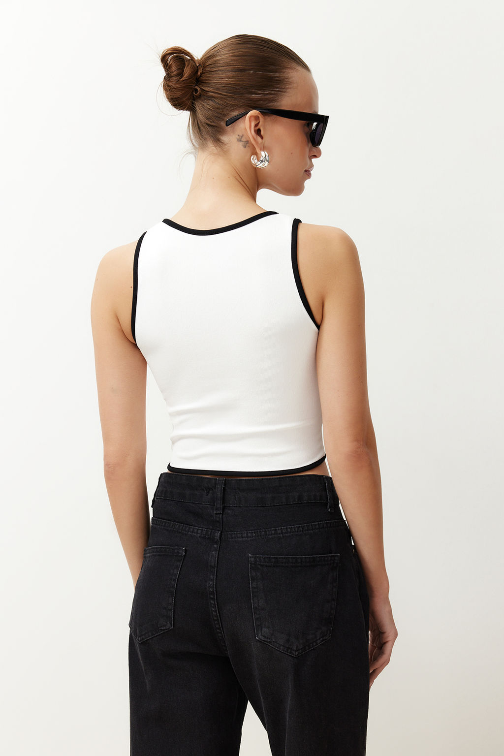 Beyaz Fermuarl? Fitilli Esnek Crop Orme Atlet TWOSS24AL00062 - Trendyolmilla фото 6