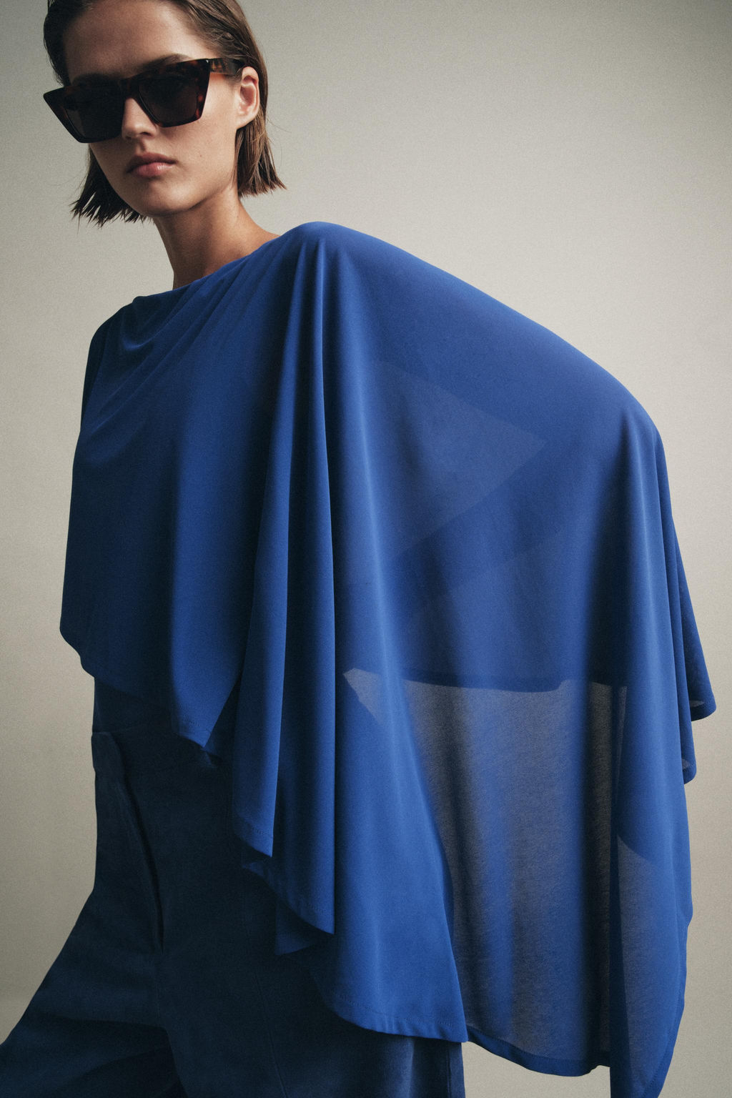 ASYMMETRIC CAPE BODYSUIT - Zara фото 6